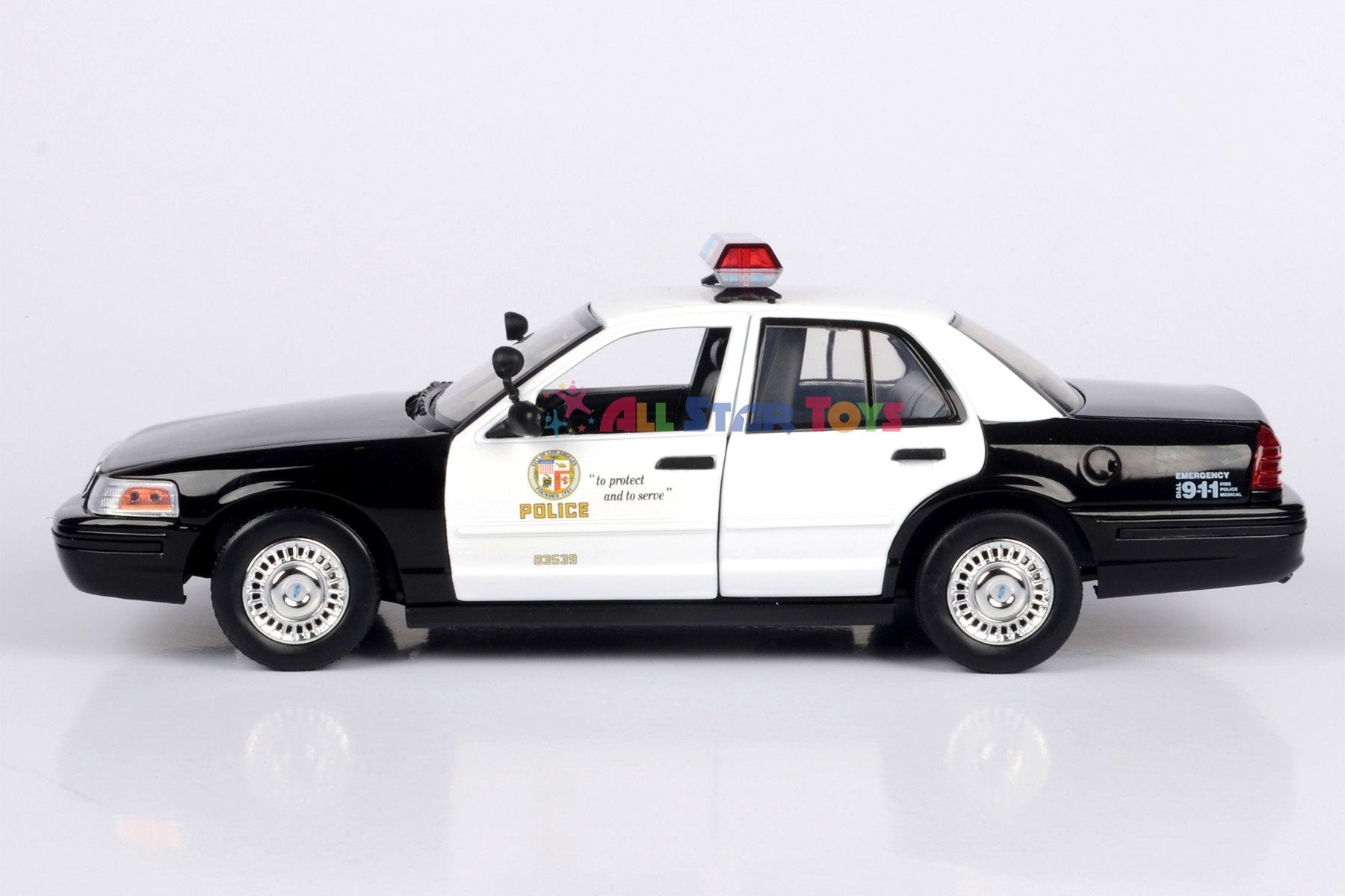 2001 Ford Crown Victoria LOS ANGELES POLICE DEPARTMENT LAPD Black
