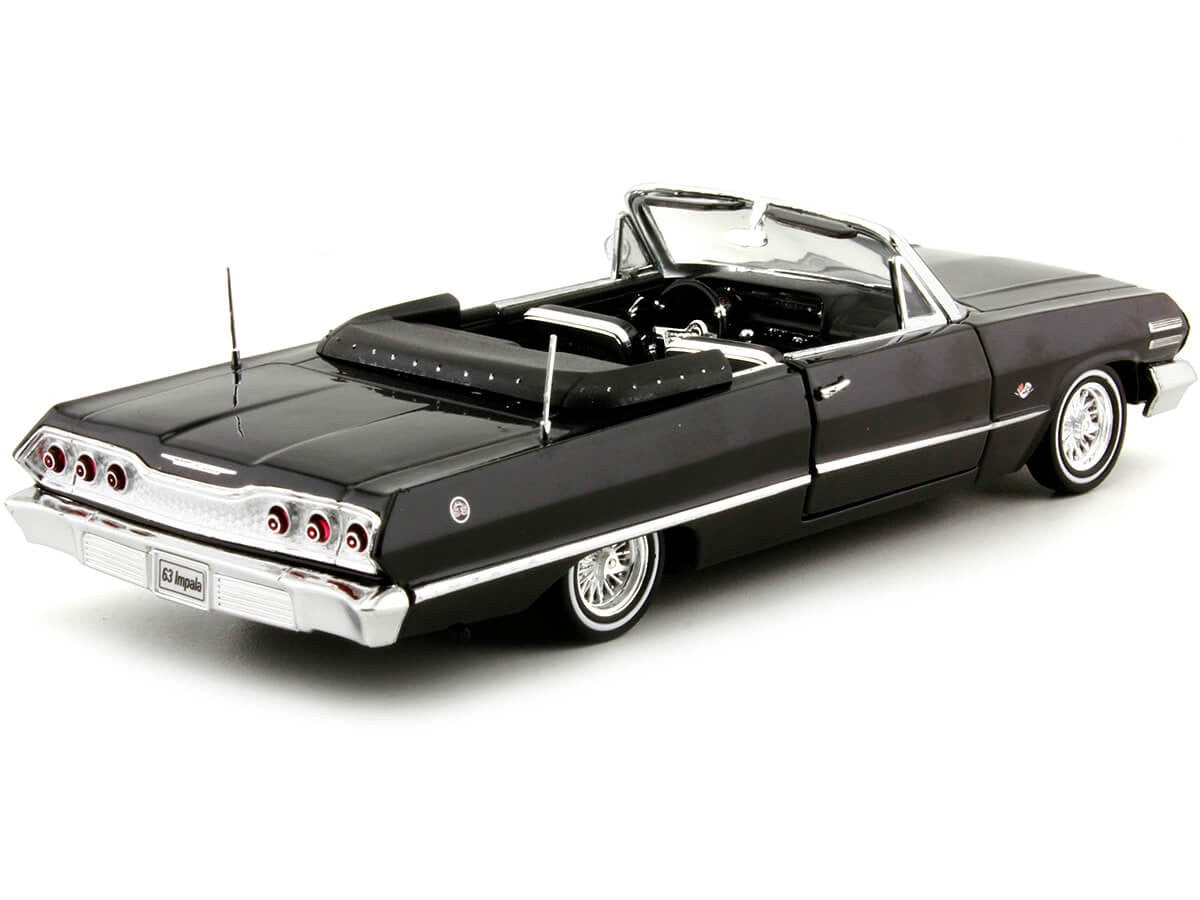 ミニカー CHEVY IMPARA 1963 Chevrolet Impala SS Convertible Low Rider Diecast Model Welly