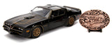 Jada Smokey and The Bandit 1:24 1977 Pontiac Firebird Trans Am Die-cast Car & Belt Buckle, Toys for Kids and Adults 30998
