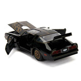 Jada Smokey and The Bandit 1:24 1977 Pontiac Firebird Trans Am Die-cast Car & Belt Buckle, Toys for Kids and Adults 30998