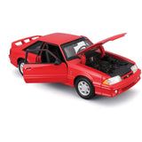 1993 Ford Mustang Coupe SVT Cobra Red 1:24 Scale Diecast Maisto 32906 Red