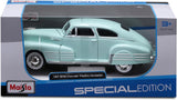 Maisto 1948 Chevrolet Fleetline Aerosedan Teal 1:25 Diecast Model 73266 Turquoise