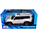 Maisto 1:24 SE 2024 Toyota Land Cruiser White Diecast Car Model 32924