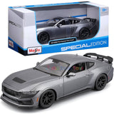 Maisto 2024 Ford Mustang Dark Horse Grey 1:24 Scale Diecast Model 32925