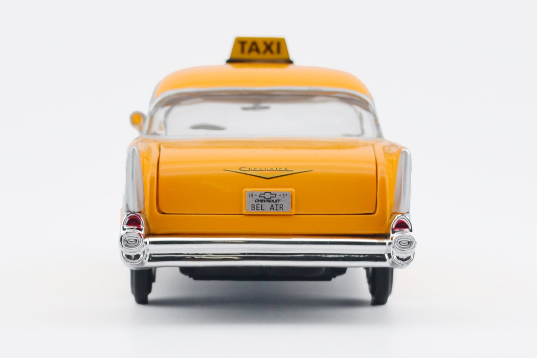 1957 Chevrolet Bel Air Classic Taxi 1:24 Diecast Model Car