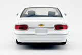 1993  Chevrolet Caprice Police Pursuit Car White Blank Builder Kit 1:24 Diecast Model Toy Car by MOTORMAX 76438