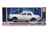 1986 Dodge Diplomat Police Pursuit Car White Blannk Builder Kit 1:24 Diecast Model Toy Car by MOTORMAX 76475