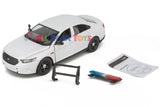 2013 FORD TAURUS POLICE CAR UNMARKED WHITE 1:24 DIECAST MODEL MOTORMAX 76924 Builder Kit