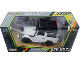 Motormax 1:24 Toyota FJ40 Land Cruiser Off Road Series White 79137WHITE