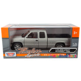 2006 Chevrolet Silverado 1500 Extended Cab 1:25 Diecast Model by MotorMax 79393 Grey