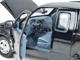 2001 Ford F-150 Black 1:24 Scale Pickup Truck Die-cast Model Car by Motormax 73284 Black