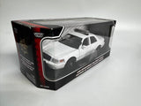 2010 Ford Crown Victoria Police Pursuit Car Unmarked White 1:24 Diecast Model Toy Car by MOTORMAX 76469 (old packaging)