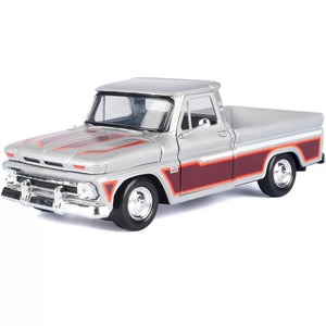 1966 Chevrolet C10 Fleetside Pickup Silver 1:24  Diecast Model Motormax MAXX Design 73355 Silver