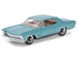 Maisto 1965 Buick Riviera Teal Blue 1/26 Diecast Model 31214