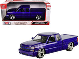 2006 Chevrolet Silverado 1500 Custom 1:25 Diecast Model by MotorMax 79039 Metallic Blue