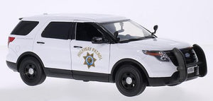 2015 Ford Explorer Interceptor POLICE UTILITY CHP California Highway Patrol 1:24 MOTORMAX 76957