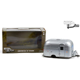 Greenlight 1:24 Airstream Bambi Sport 16' Camper RV Trailer Silver with Curtains Drawn Hitch & Tow Trailers Series 18460-A Air Stream