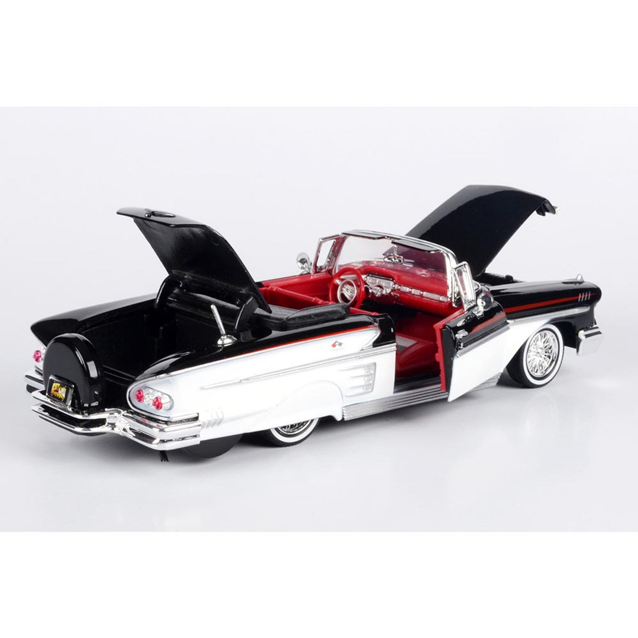 Motormax Get Low Series 1958 Chevrolet Impala Convertible Lowrider