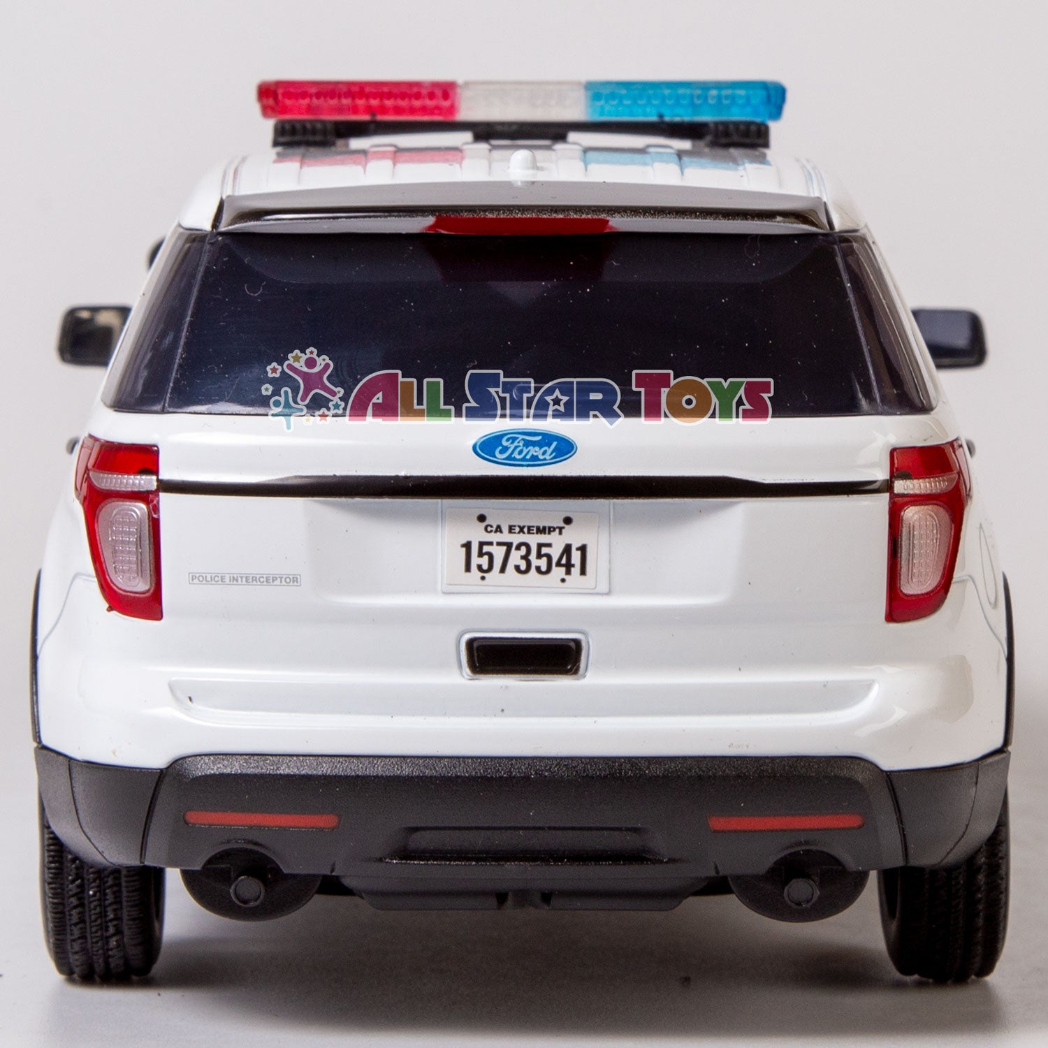 2015 Ford Explorer Police Interceptor Utility Unmarked White 1:18