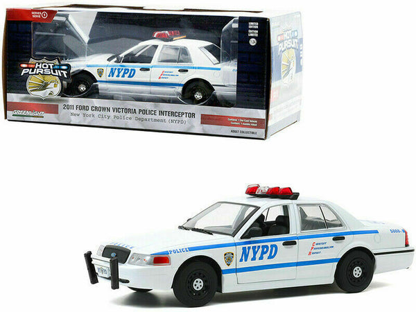 Modellino Ford Police Interceptor NYPD 2011 Scala 1:64 - Diecast Metallo, Edizione Limitata