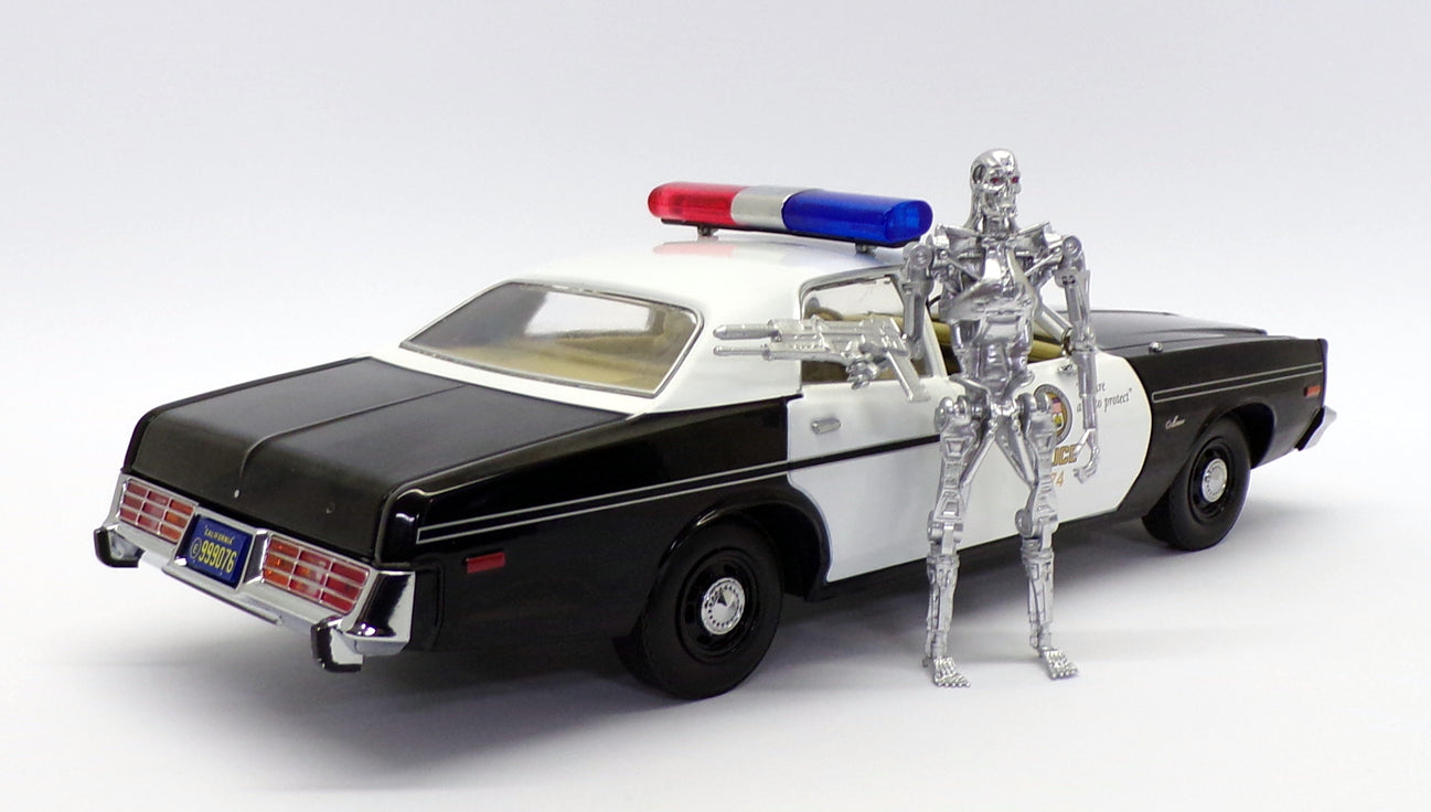 1/18 Scale 1977 Dodge Monaco Metropolitan Police LAPD with T-800 Endos –  All Star Toys